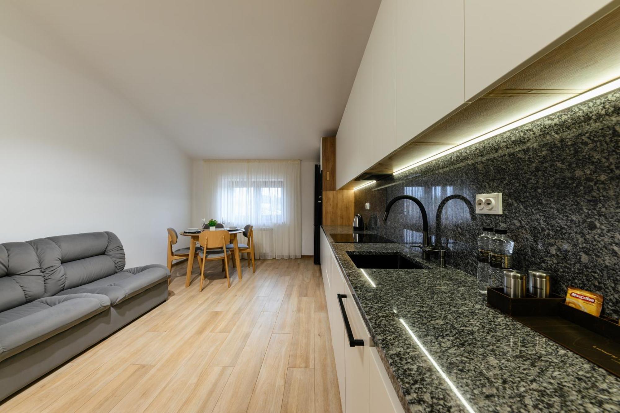 Luxury Apartments Uzhorod Uzhhorod Exterior foto