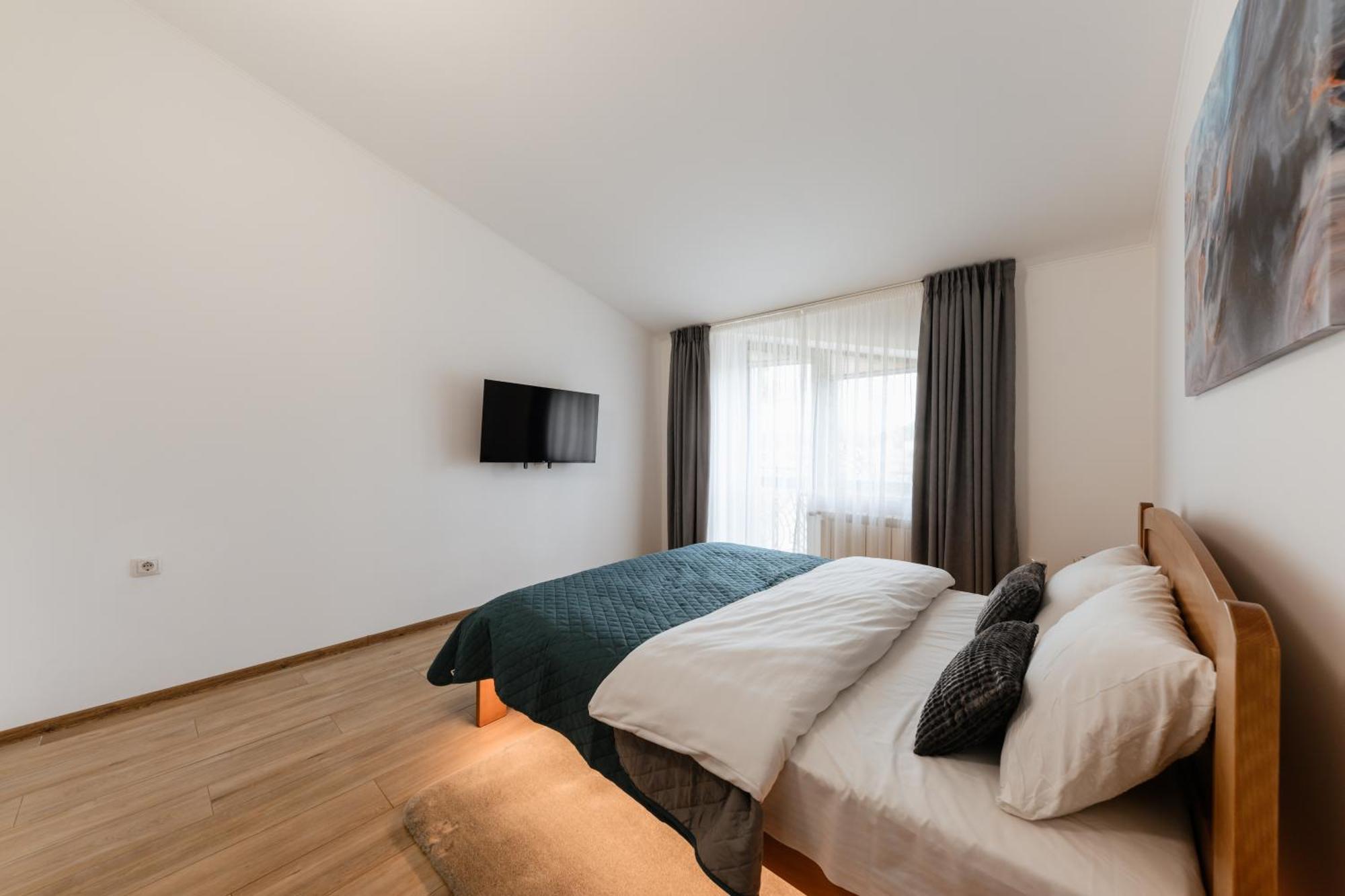 Luxury Apartments Uzhorod Uzhhorod Exterior foto